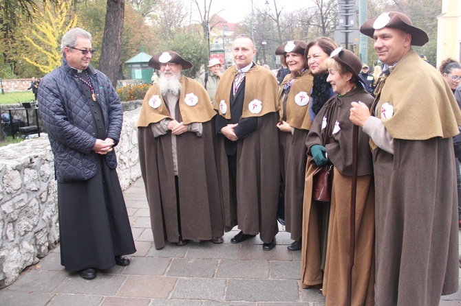 Odsłonięcie symbolu Drogi św. Jakuba w Krakowie