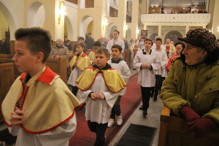 Poświęcenie witraży i kaplicy wieczystej adoracji w Tarnowie-Mościcach