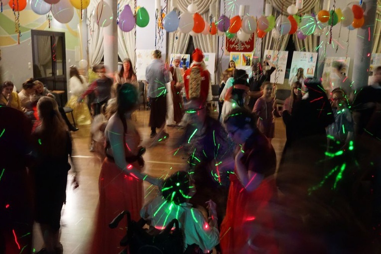 Bal Wszystkich Świętych w Bardzie