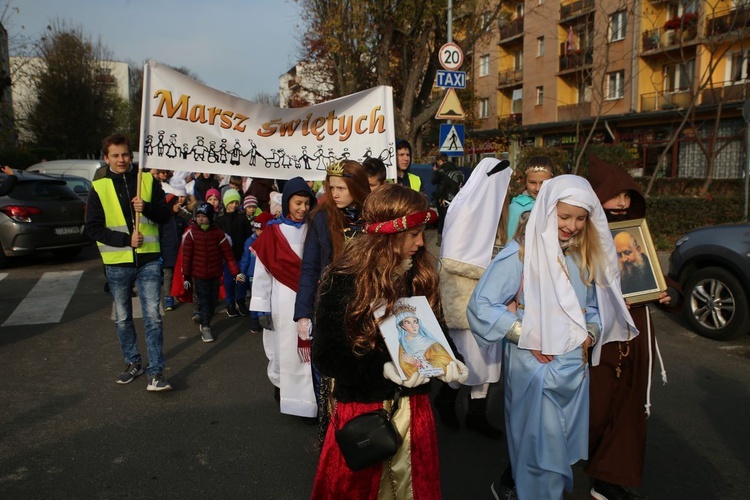 Marsz świetych w Sandomierzu 