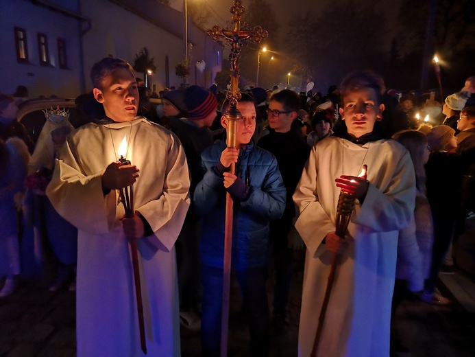 Wszyscy Święci balują w Wołowie