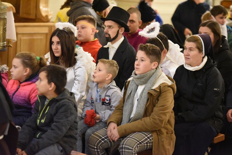 Dębicki Orszak Świętych 2019