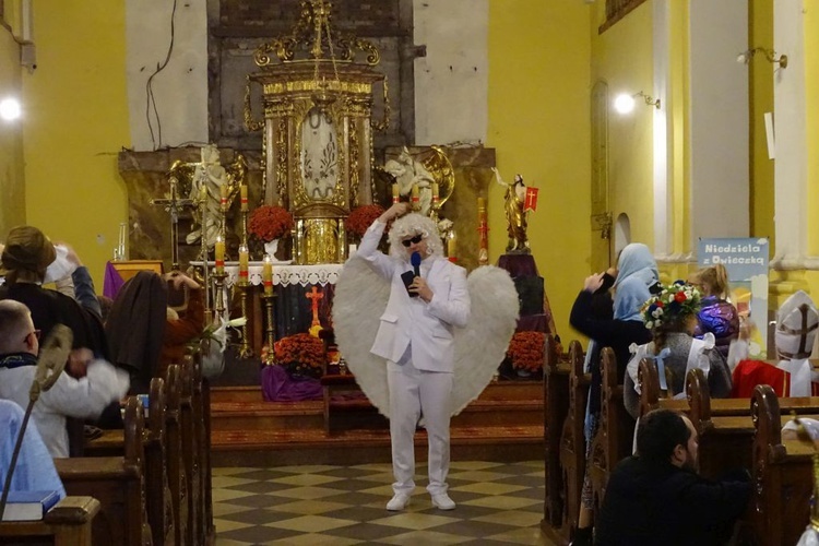 Procesja i Bal Wszystkich Świętych we Wschowie