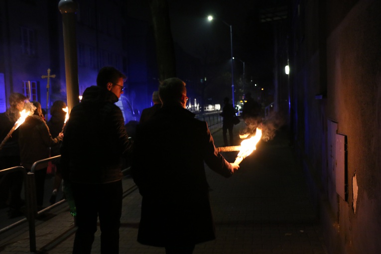 Katowice. Marsz świętych