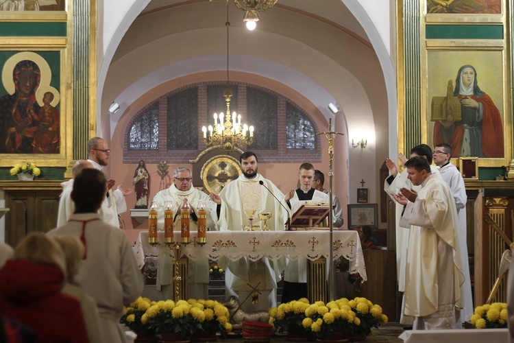 Noc Świętych na wrocławskich Popowicach i Kozanowie