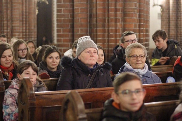 Żyrardów. Noc Świętych