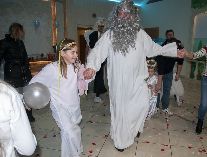 Holy Wins w Śmiechowie