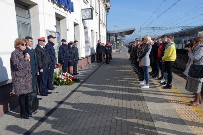 Pamięci pomordowanych kolejarzy