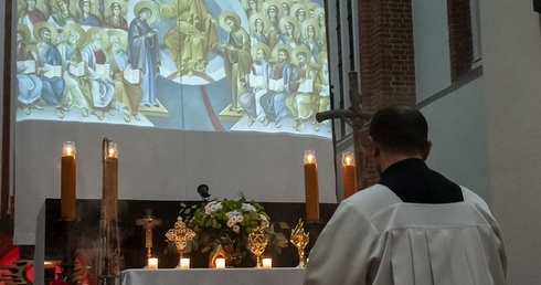 Bóg w nas wierzy. Noc Świętych w Kołobrzegu i nie tylko