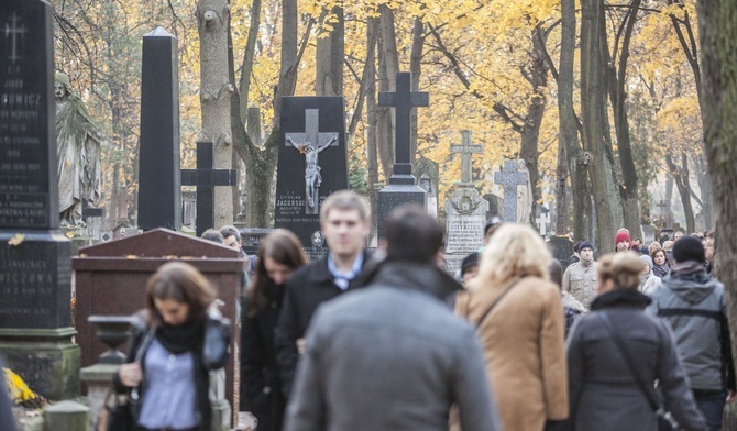 Warszawa Wojtyły. Nawiedź grób pradziadka Jana Pawła II na Powązkach