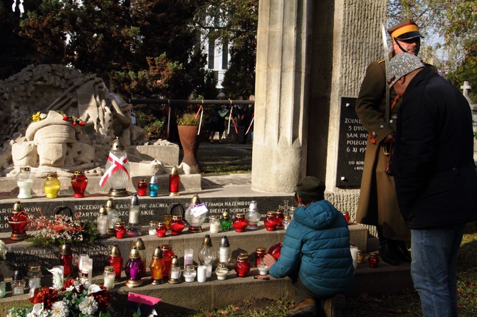 Uroczystość Wszystkich Świętych na Cmenatrzu Rakowickim 2019