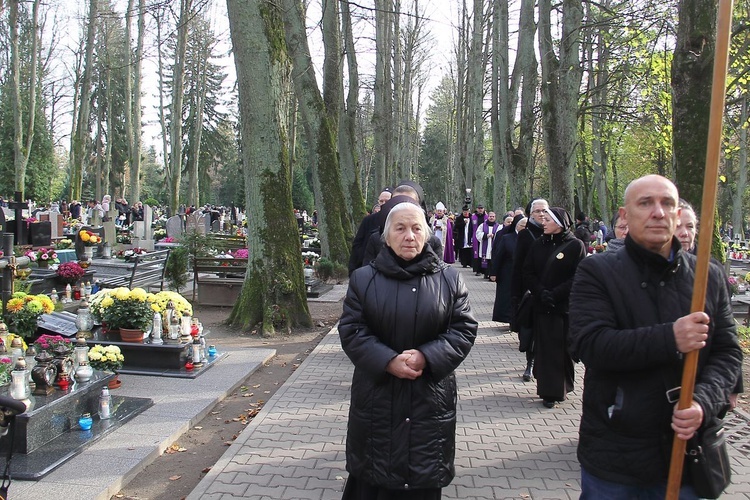 Msza św. w uroczystość Wszystkich Świętych w Koszalinie