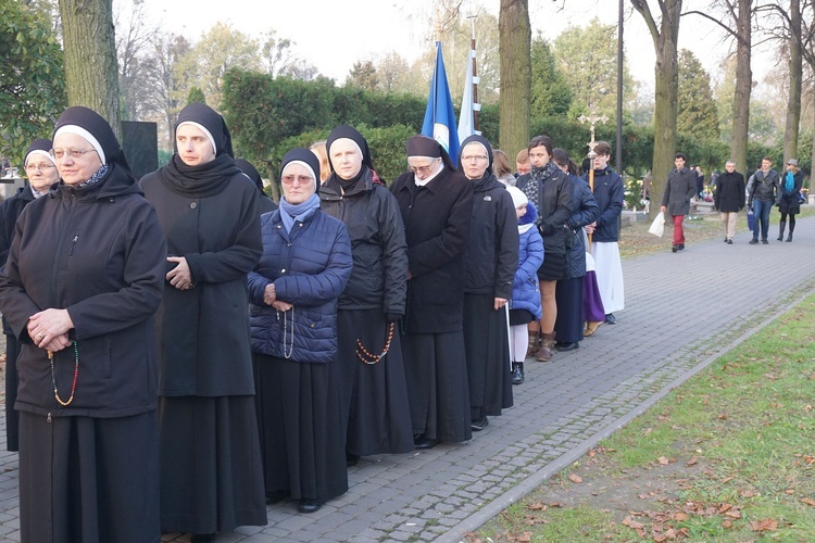 Wszystkich Świętych na cmentarzu Centralnym w Gliwicach