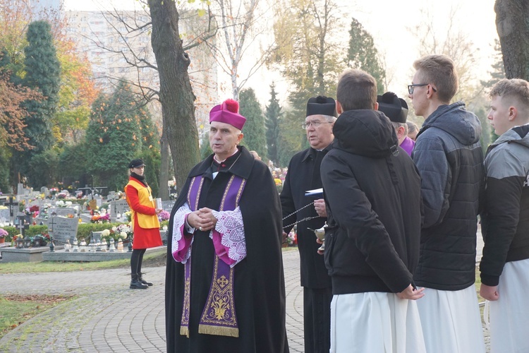 Wszystkich Świętych na cmentarzu Centralnym w Gliwicach