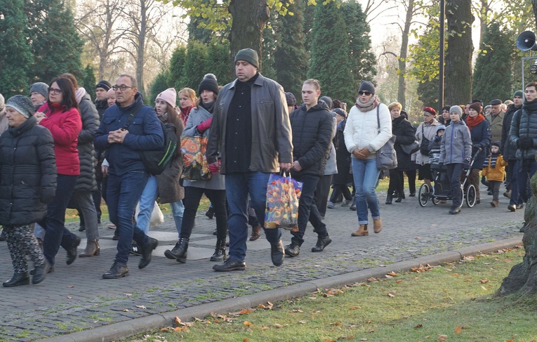 Wszystkich Świętych na cmentarzu Centralnym w Gliwicach
