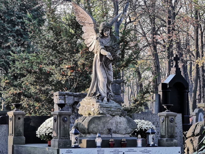 Najpiękniejsza nekropolia stolicy