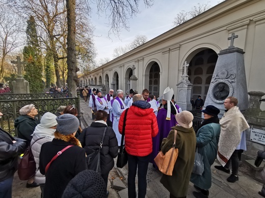 Najpiękniejsza nekropolia stolicy