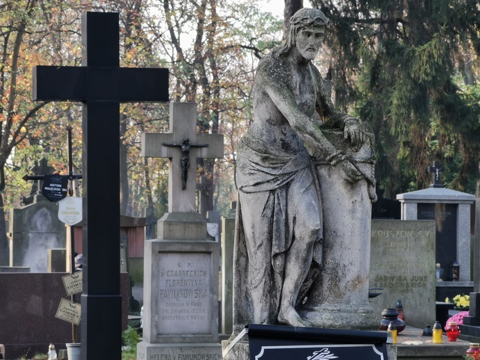 Najpiękniejsza nekropolia stolicy