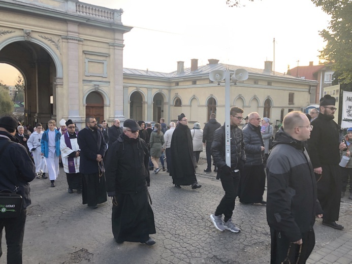 Bp Pindel we Wszystkich Świętych na cieszyńskim cmentarzu - 2019