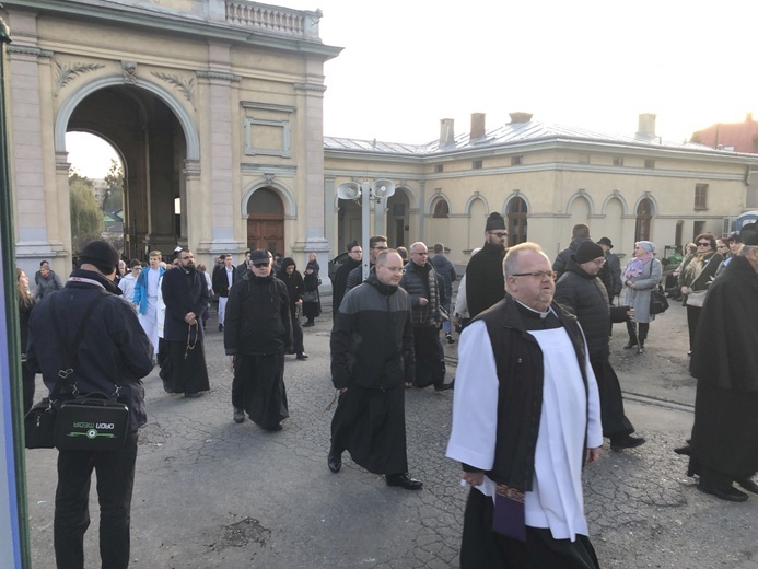 Bp Pindel we Wszystkich Świętych na cieszyńskim cmentarzu - 2019