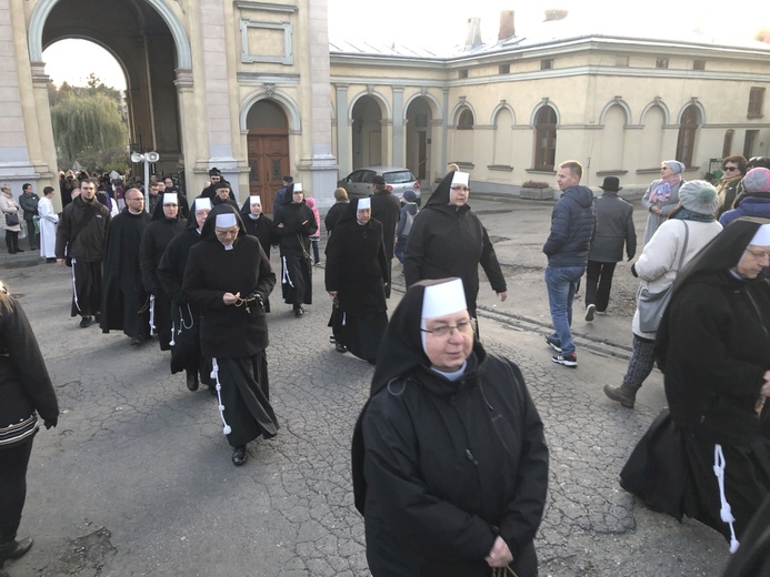 Bp Pindel we Wszystkich Świętych na cieszyńskim cmentarzu - 2019