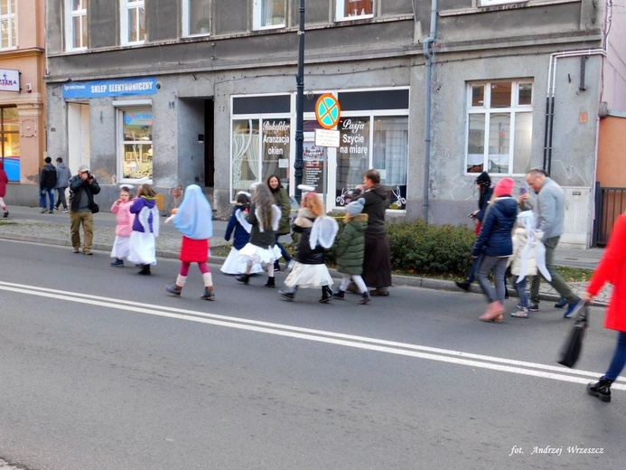 Korowód Wszystkich Świętych w Nowej Soli