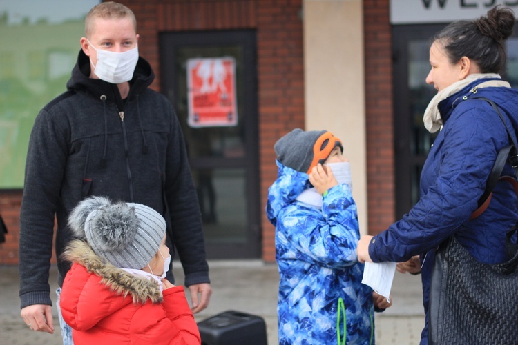 Protest ekologiczny "Benzen nas zabija"