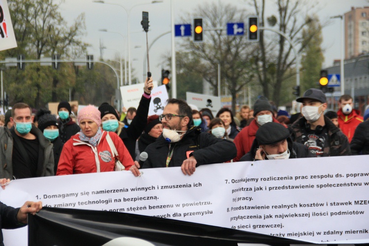 Protest ekologiczny "Benzen nas zabija"