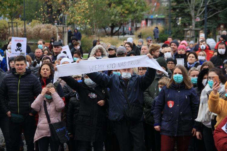 Protest ekologiczny "Benzen nas zabija"