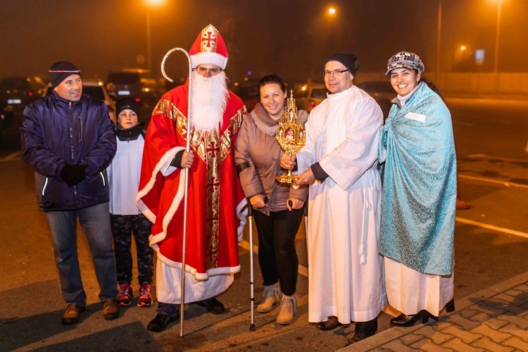 Marsz Wszystkich Świętych w Kątach Wrocławskich