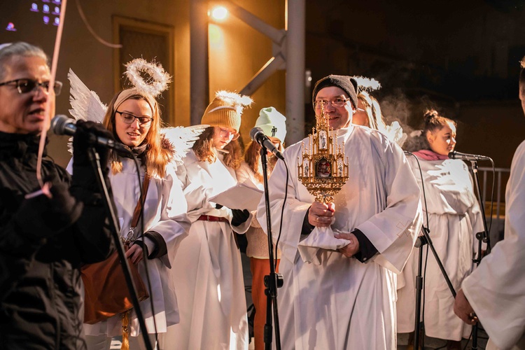 Marsz Wszystkich Świętych w Kątach Wrocławskich