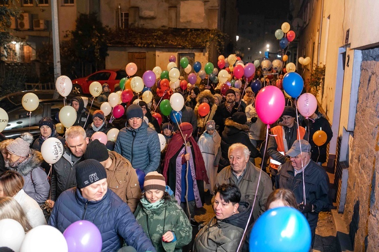 Marsz Wszystkich Świętych w Kątach Wrocławskich