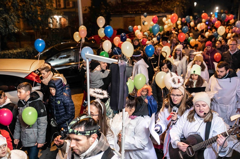 Marsz Wszystkich Świętych w Kątach Wrocławskich