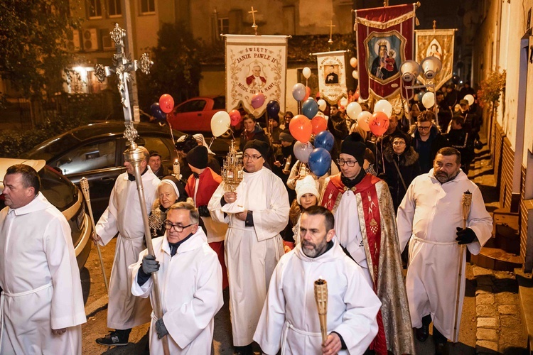 Marsz Wszystkich Świętych w Kątach Wrocławskich