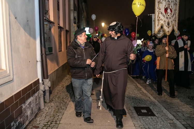 Marsz Wszystkich Świętych w Kątach Wrocławskich