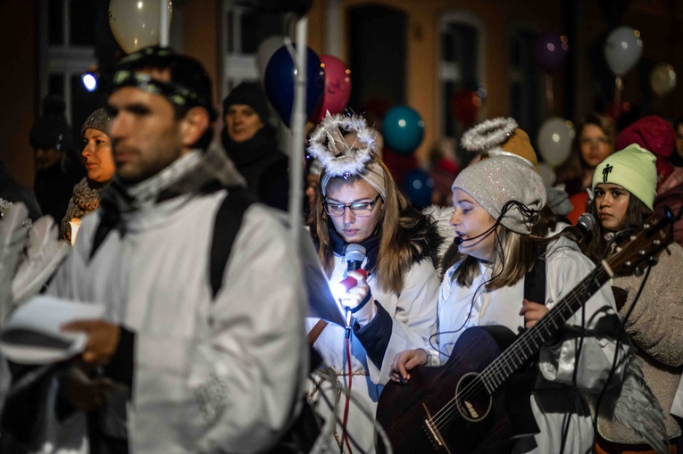 Marsz Wszystkich Świętych w Kątach Wrocławskich