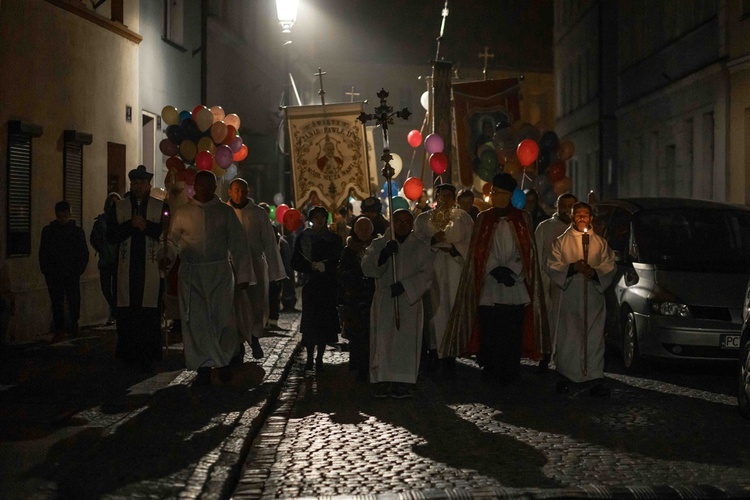 Marsz Wszystkich Świętych w Kątach Wrocławskich