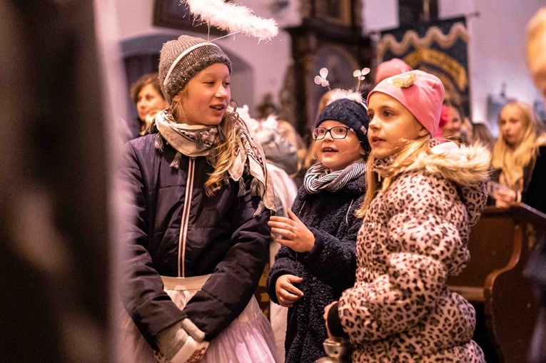 Marsz Wszystkich Świętych w Kątach Wrocławskich