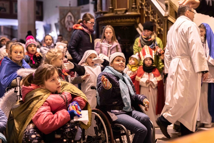 Marsz Wszystkich Świętych w Kątach Wrocławskich