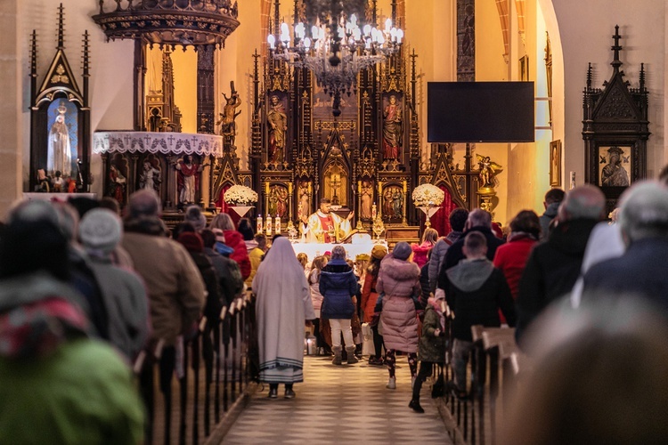 Marsz Wszystkich Świętych w Kątach Wrocławskich