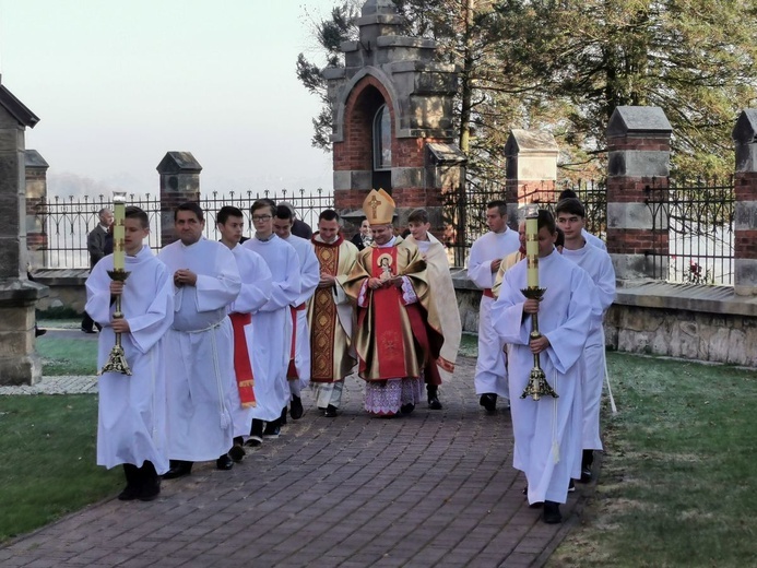 Droga Krzyżowa w Ciężkowicach