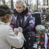 Rekordowa zbiórka na ratowanie zabytków Powązek