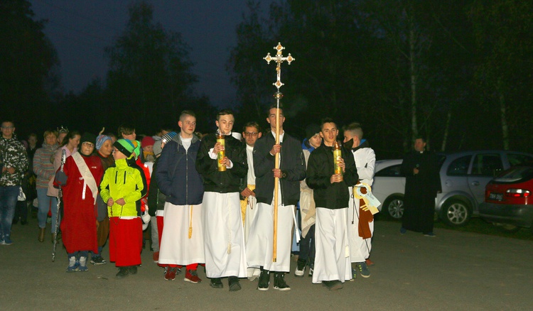 Orszak świętych w Wierzchosławicach