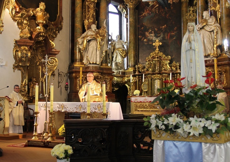 U trzebnickich boromeuszek w dzień św. Karola Boromeusza. Poświęcenie odnowionej części klasztoru