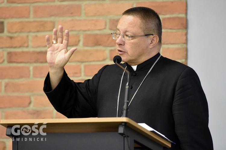 Rekolekcje dla księży z abp. Rysiem w Ząbkowicach Śl.