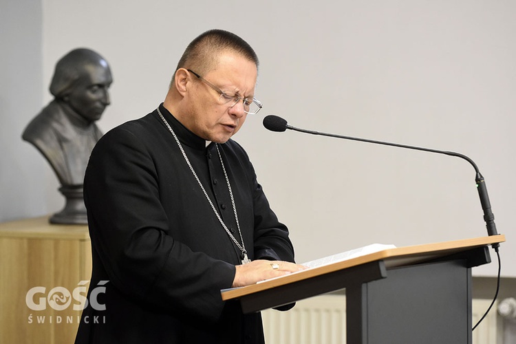 Rekolekcje dla księży z abp. Rysiem w Ząbkowicach Śl.