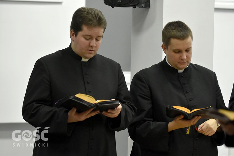 Rekolekcje dla księży z abp. Rysiem w Ząbkowicach Śl.