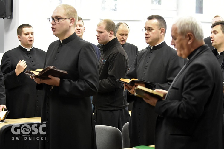 Rekolekcje dla księży z abp. Rysiem w Ząbkowicach Śl.