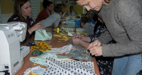 Gustowna ekotorba zamiast foliówki. W gminie Darłowo modnie i ekologicznie 