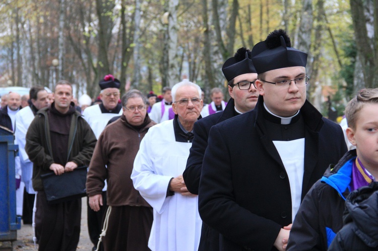 Pogrzeb ks. Piotra Lewańczyka